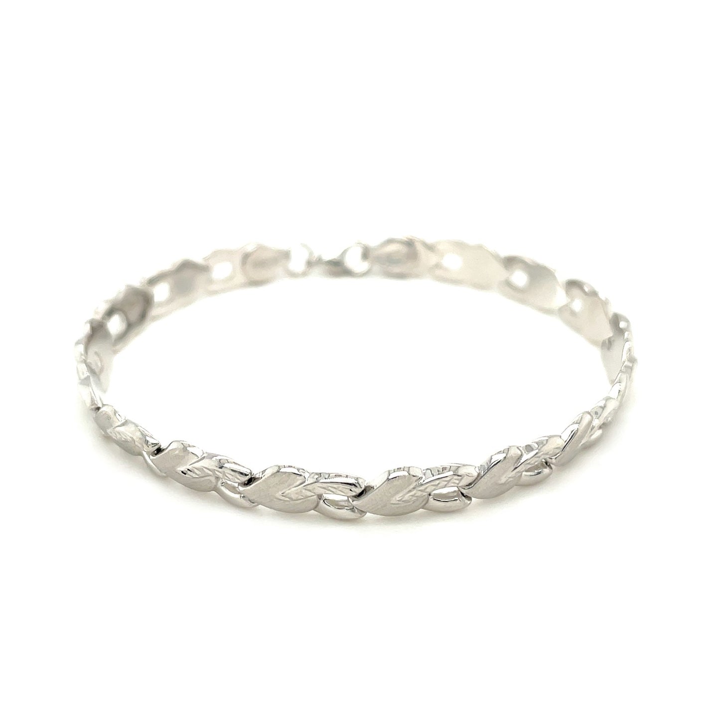 14k White Gold Heart Shape Textured Bracelet